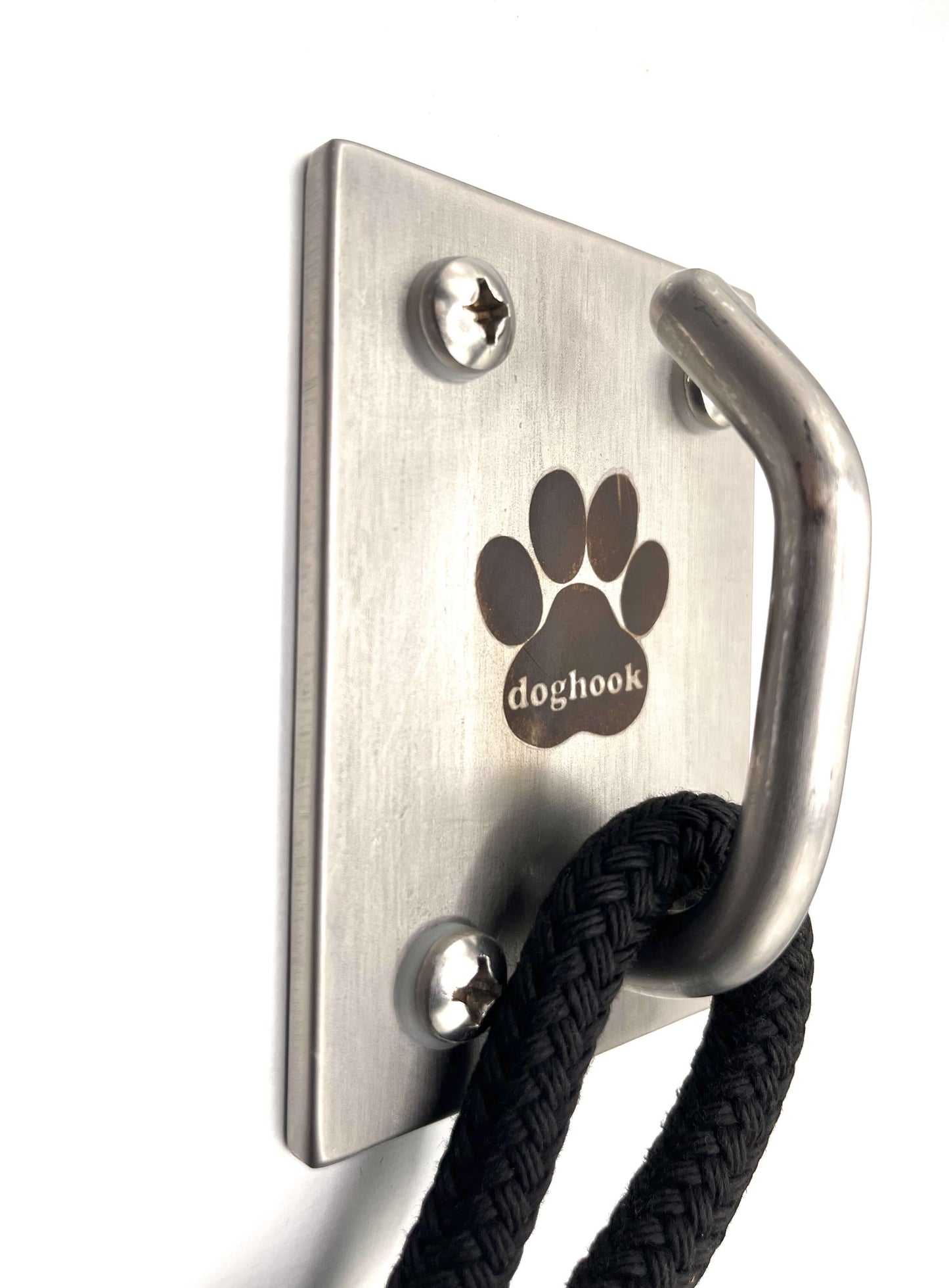 ultimate dog hook - doghook - leash on hook - leash on doghook - product shot - leash shot